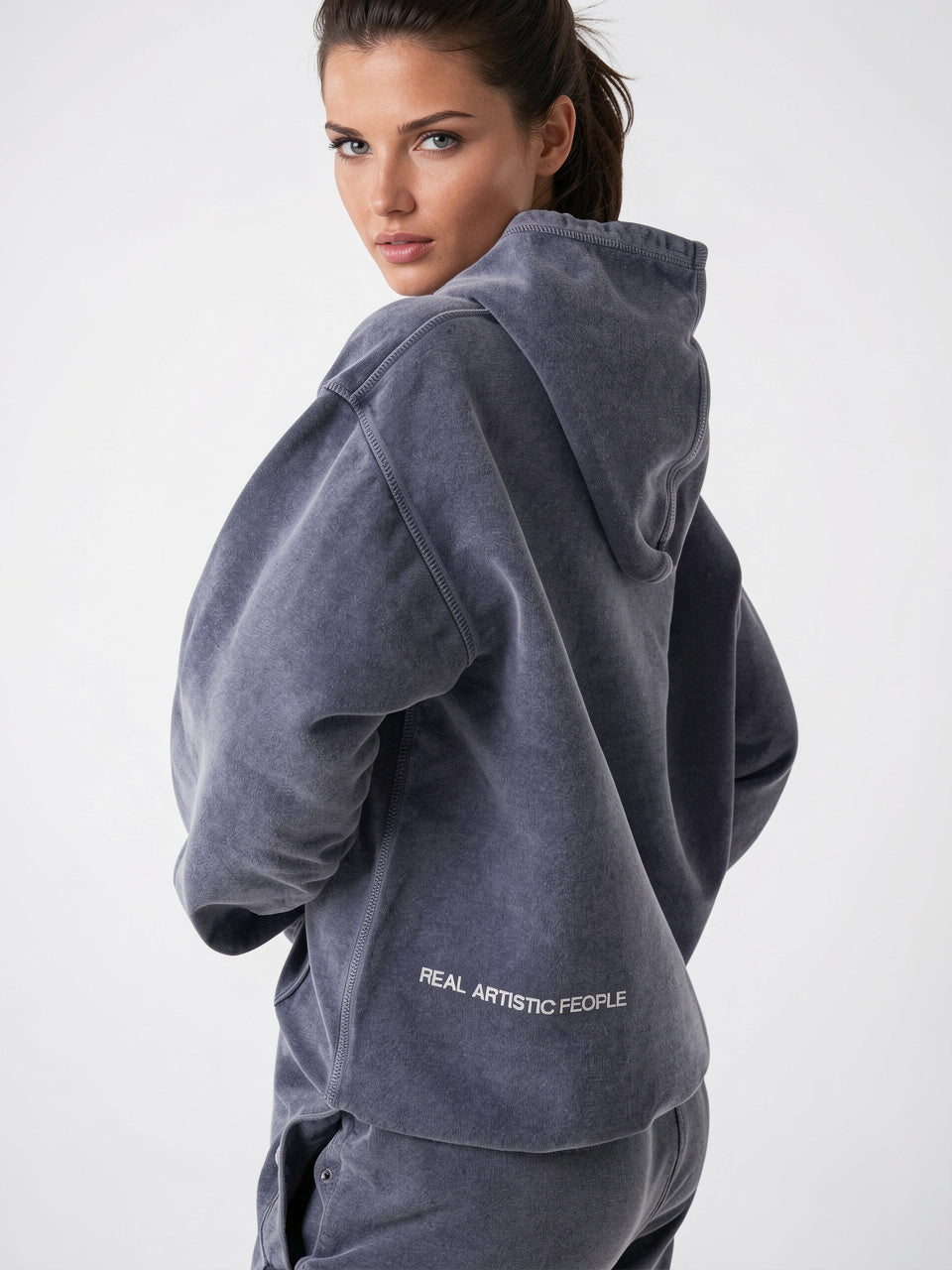 Sweat à Capuche Femme Oversize Design Moderne Imprimé - 2